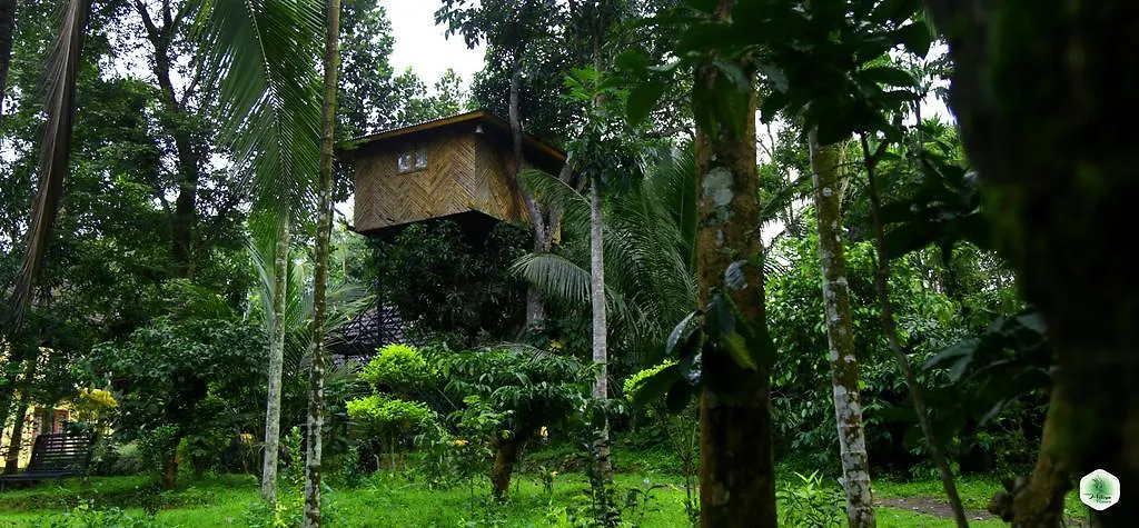 Kenichira Hiliya Resort 0*,
